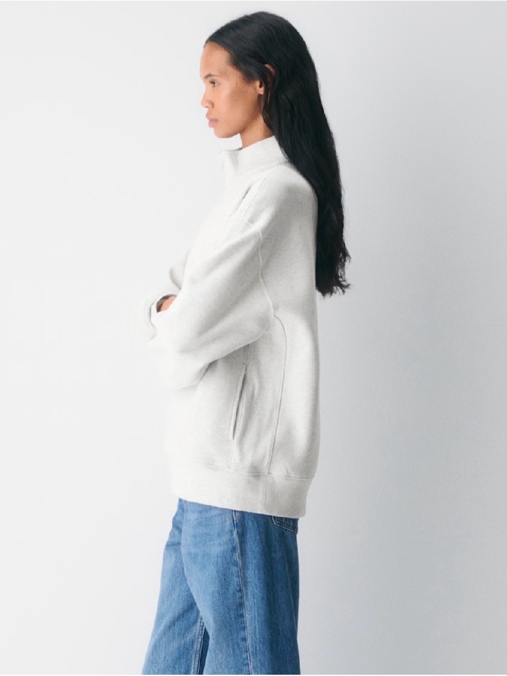 Aritzia Cream Mock Neck Pullover Quarter Zip Sweatshirt